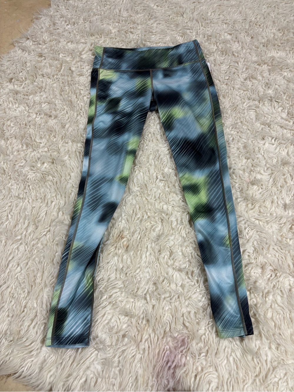 Athleta woman’s Blue & Green Tie-Dye Performance Leggings
